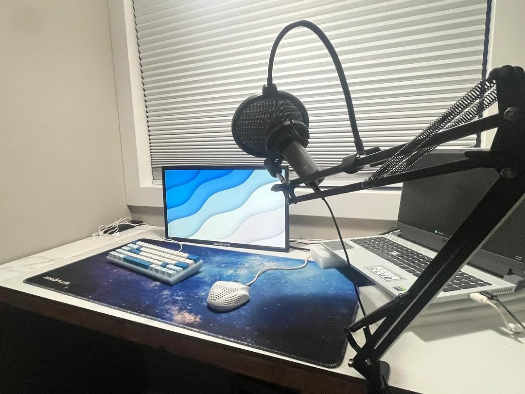 InnoGear Microphone Stand Mic Boom Arm for Blue Yeti HyperX QuadCast S SoloCast Snowball Fifine K669B and other Mic, with Shock Mount Windscreen Pop Filter Mic Clip Holder Cable Ties, Medium customer photo 1