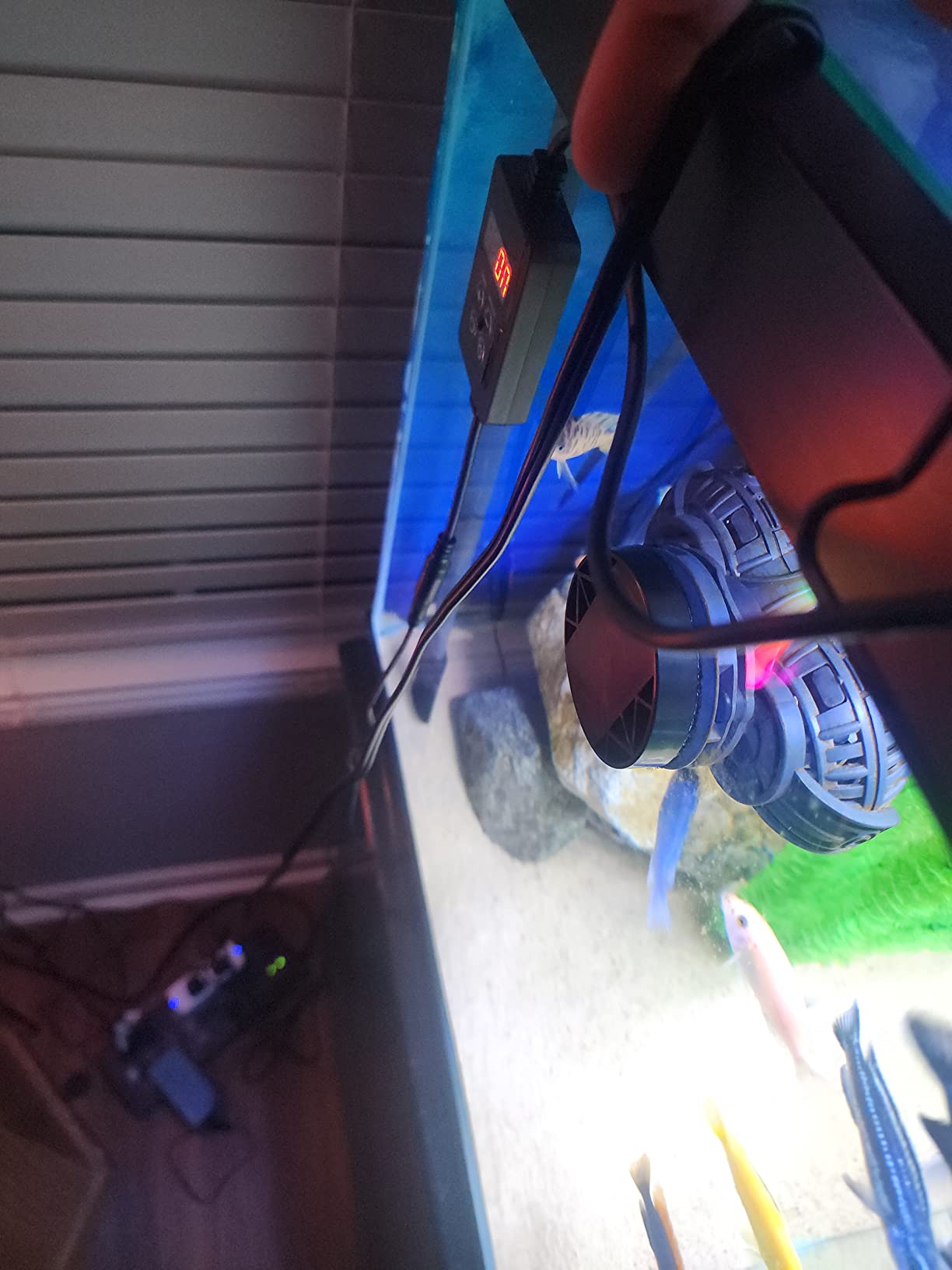 FREESEA Magnetic Wave Maker for Aquarium: 1s Mounts on 15mm Glass Secure customer photo 2