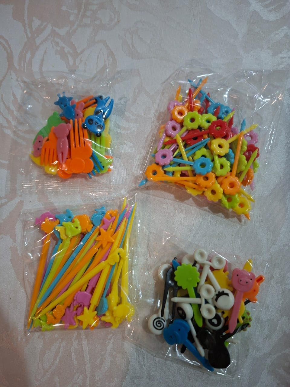 FATLODA 156PCS Animal Food Picks for Kids, Fun Bento Lunch Box Accessories customer photo 2