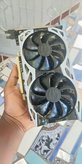 EVGA 06G-P4-1068-KR GeForce GTX 1660 Super Sc Ultra Gaming, 6GB GDDR6, Dual Fan, Metal Backplate customer photo 1