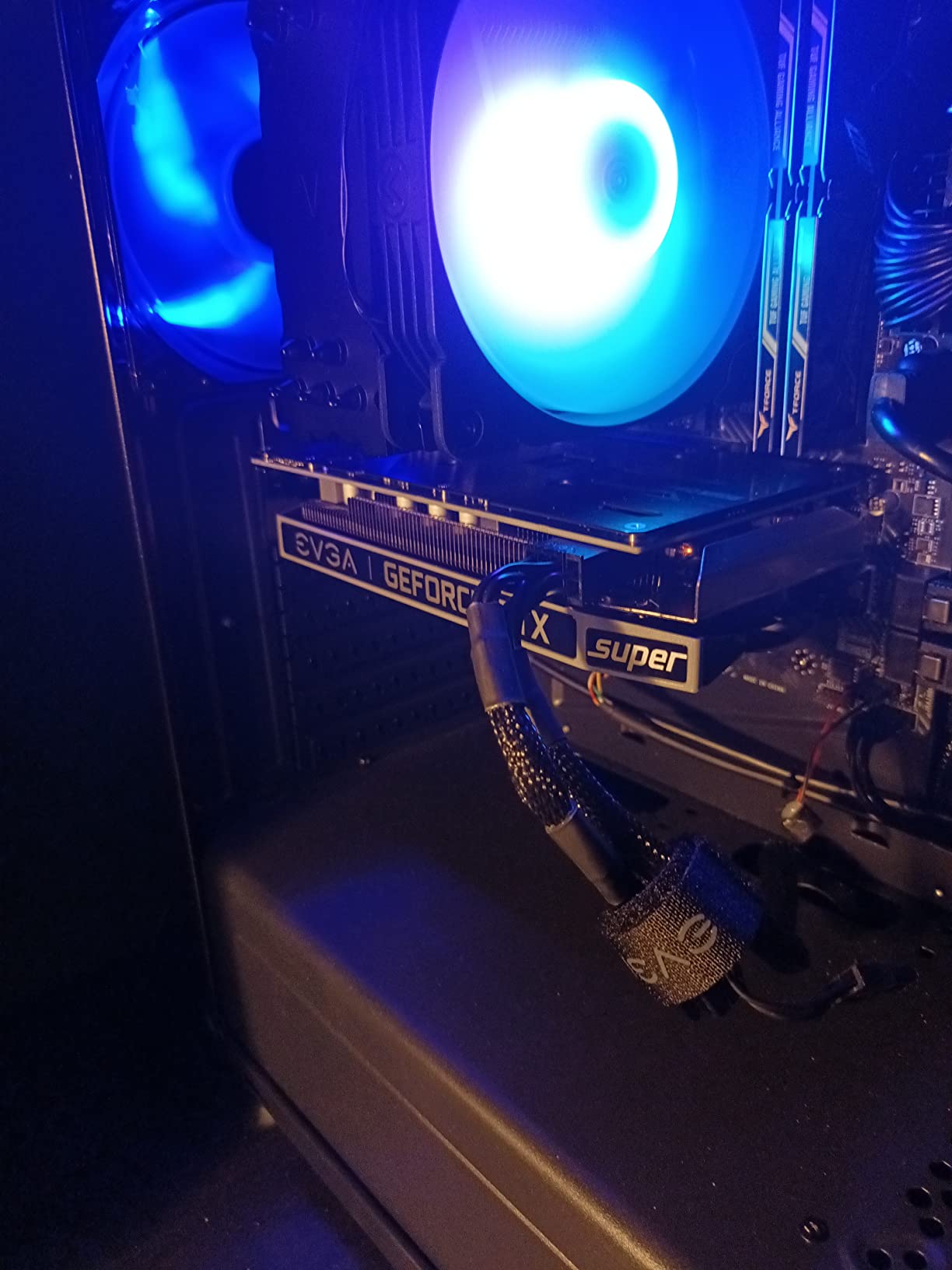 EVGA 06G-P4-1068-KR GeForce GTX 1660 Super Sc Ultra Gaming, 6GB GDDR6, Dual Fan, Metal Backplate customer photo 2