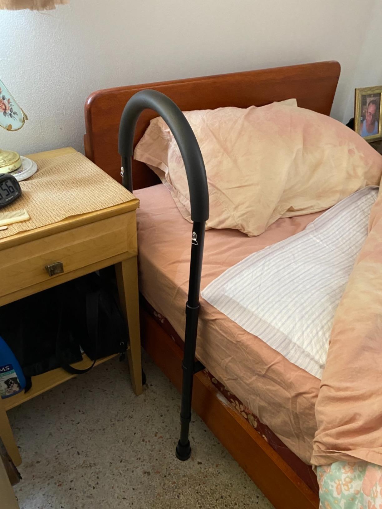 Medical king Bed Rails for Elderly Adults Safety Bed Assist Rails for Seniors with Adjustable Heights ASTM Approved Easy to get in or Out of Bed with Floor Support customer photo 2