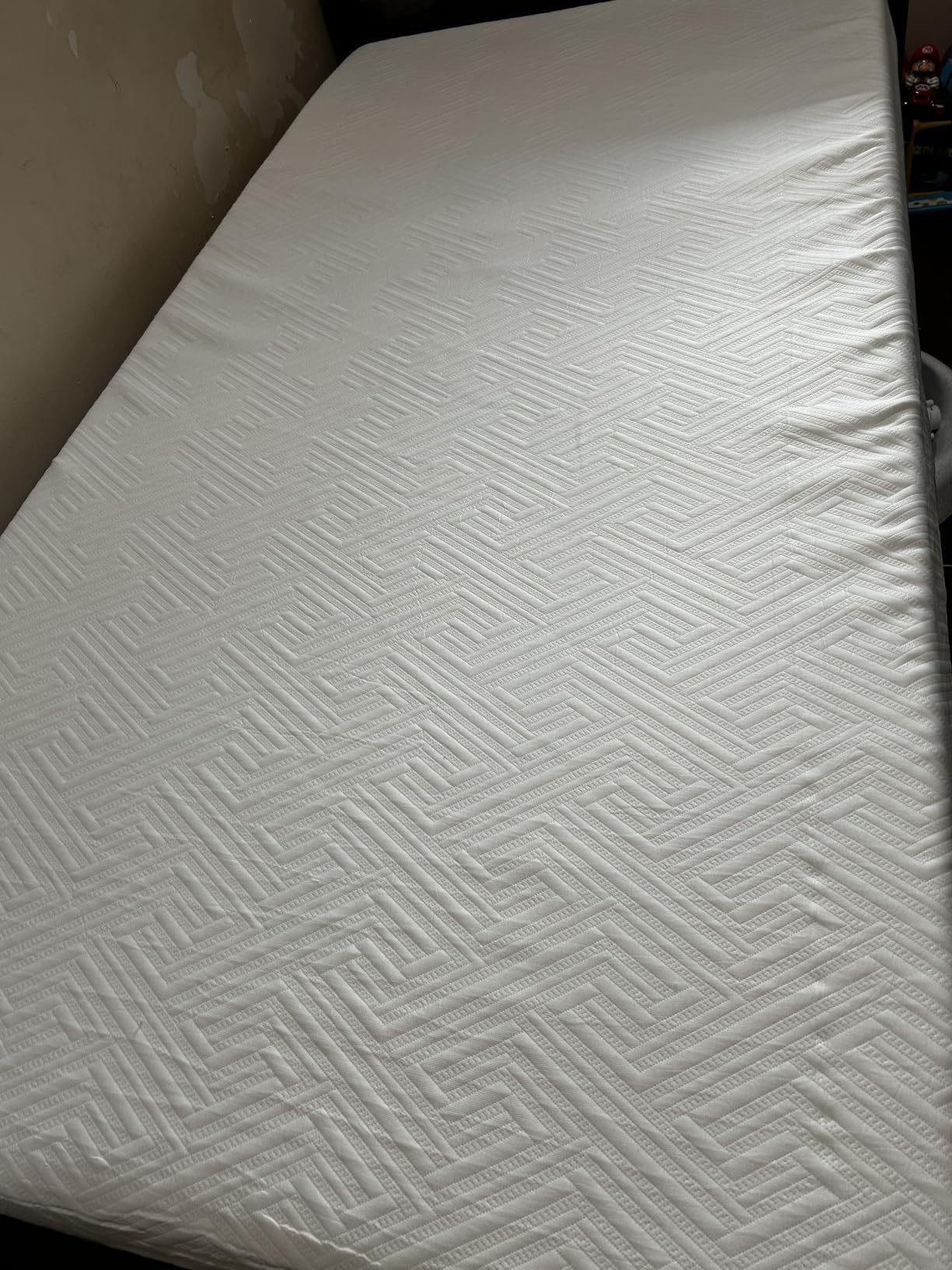 Novilla Bliss King Size Mattress, 12 Inch Gel Memory Foam King Mattress | Cool Night Sleep & Pressure Relief, Support Foam for Spine Alignment & Motion Isolating, Medium Plush Feel customer photo 2