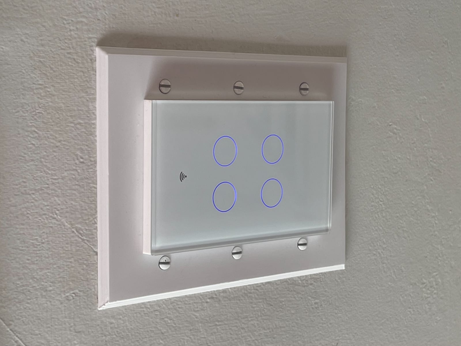 MoesGo WiFi Smart Wall Light Switch,Glass Panel, Multi-Control(3 Way), 2.4GHz Wi-Fi Touch Switches, Neutral Wire Required, Remote Control Smart Life/Tuya App, Work with Alexa, Google Home White 1 Gang customer photo 2