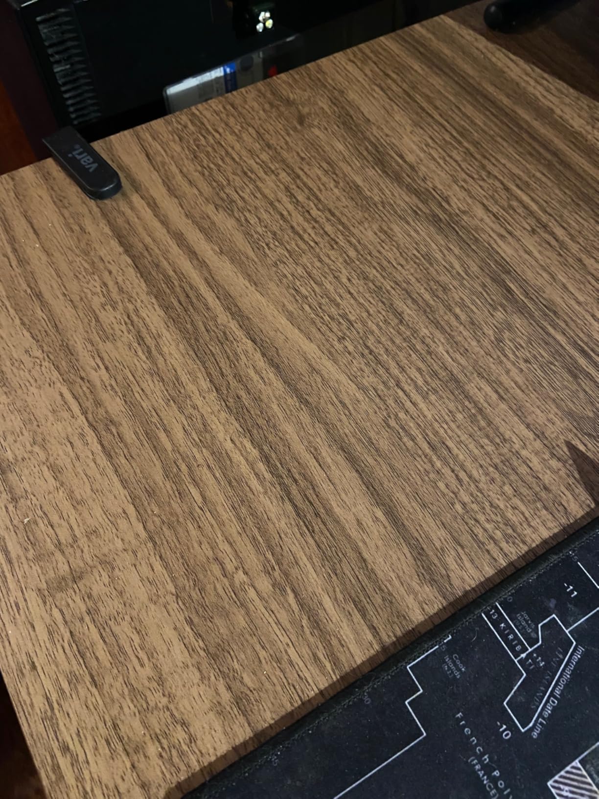 Vari Classic Electric Standing Desk – 60x30 – Reclaimed Wood/Slate customer photo 1