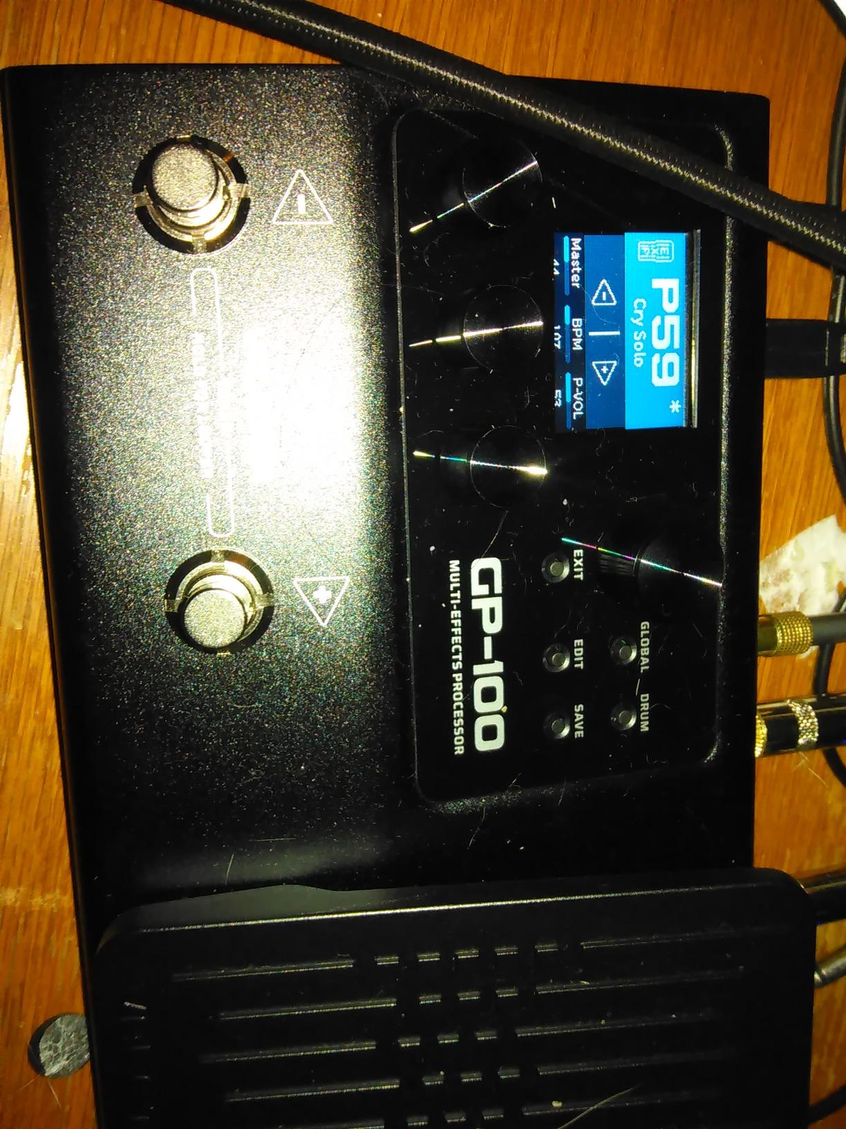 Valeton GP-100 Guitar Bass Amp Modeling IR Cabinets Simulation Multi Language Multi-Effects with Expression Pedal Stereo OTG USB Audio Interface (BLACK) customer photo 1