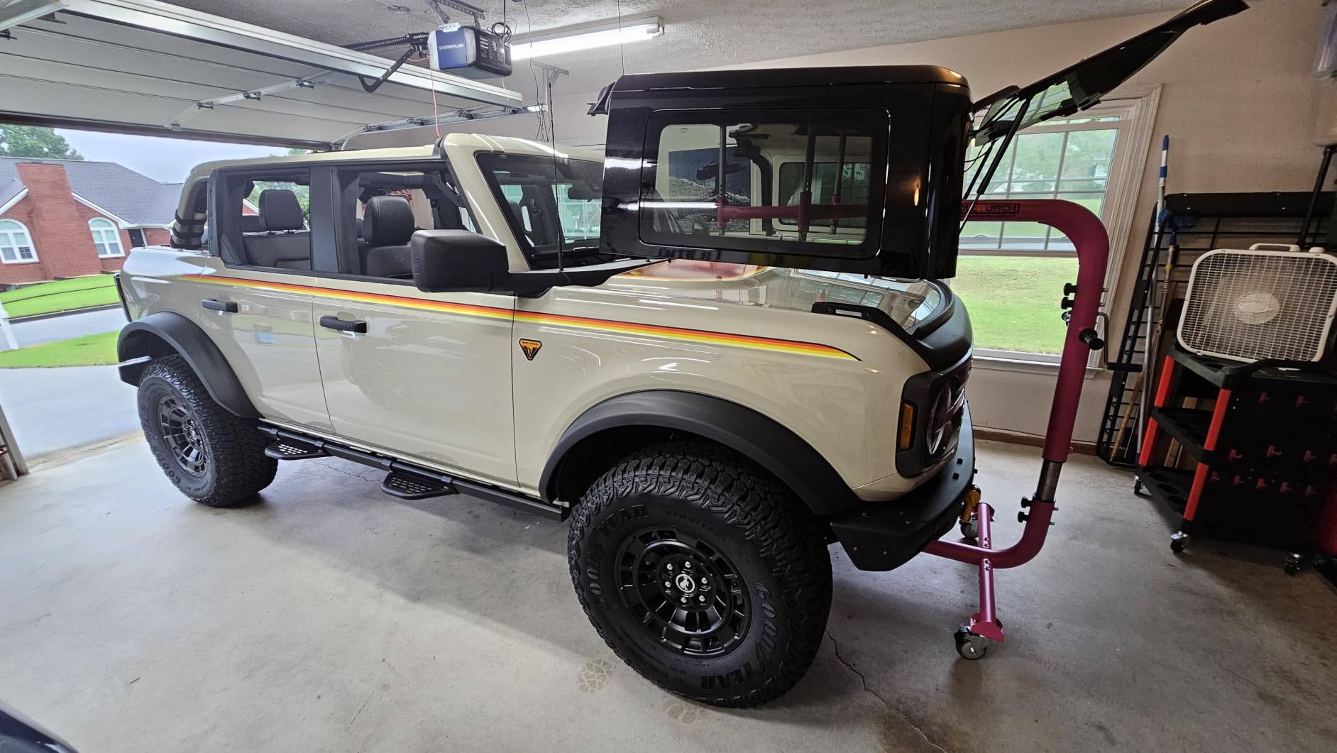 Hard Top Remover Lift for Jeep Wranglers: 1997-to-Present JK JKU JL JLU TJ CJ, 2&4 Door Lifted Jeeps, 4 Door Bronco. Easy Assembly. One Person System. Hardtop Removal/Installation in Minutes. Patented customer photo 1