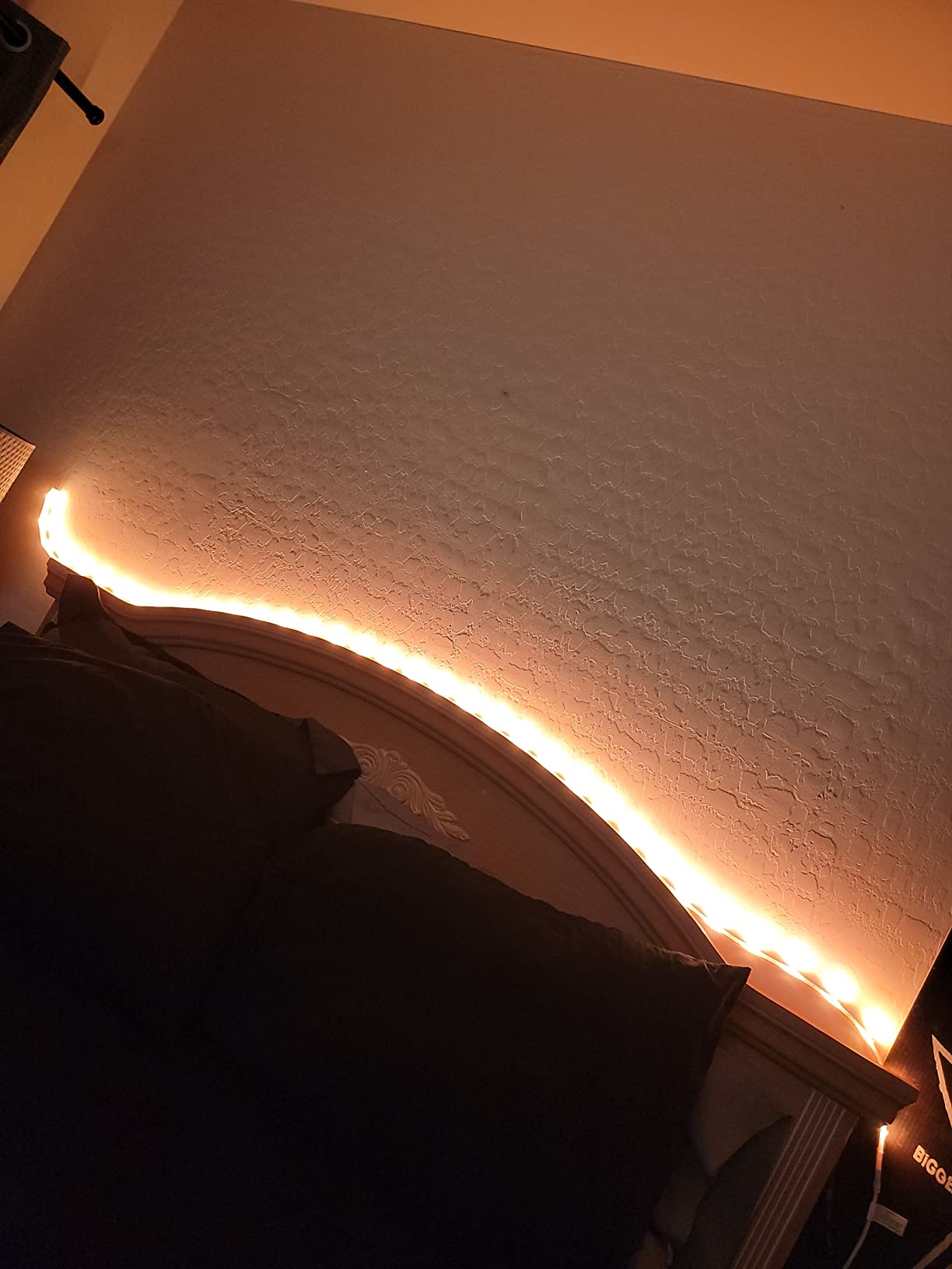 Philips Hue Lightstrip Starter Kit (6ft Light Strip, Base Plug, Hue Hub), Compatible with Alexa, Google Assistant, White customer photo 2