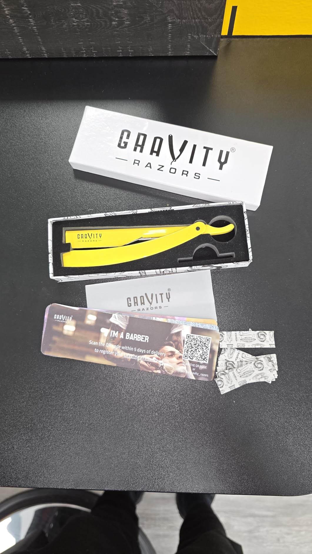 Gravity Razors Pro Straight Razor Kit, 2mm Ultra Exposure, 10 Blades, Mint customer photo 1