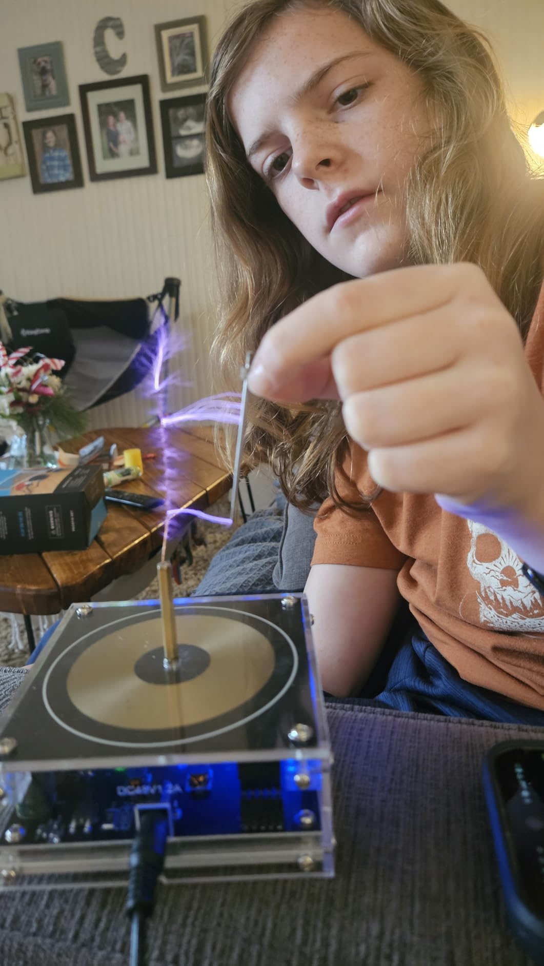 Joytech Bluetooth Music Tesla Coil Arc Plasma Loudspeaker Wireless Transmission Experiment Desktop Toy Model SSTC SS02 customer photo 1