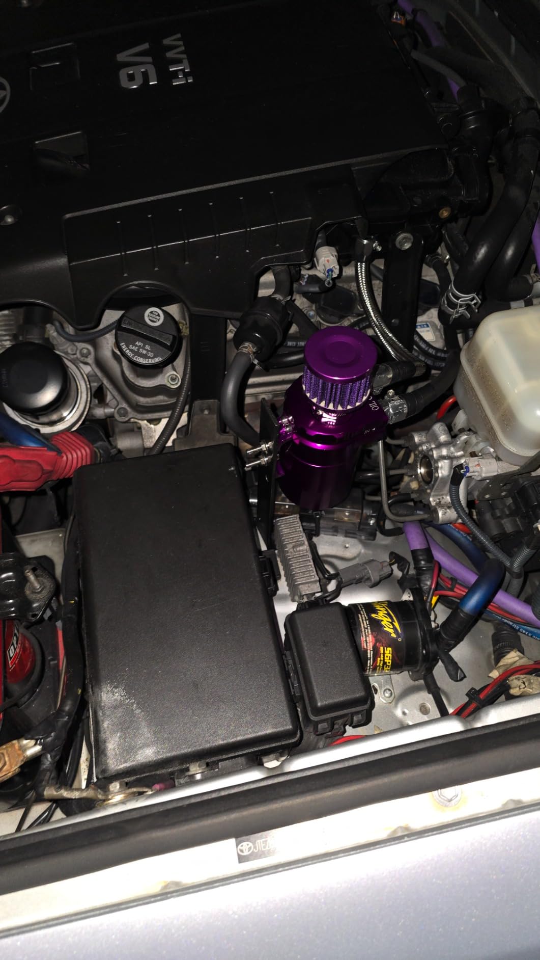 400ml Oil Catch Can Kit Universal for Cars/Trucks, Baffled Aluminum Reservoir with Breather Filter & Accessories, 3/8