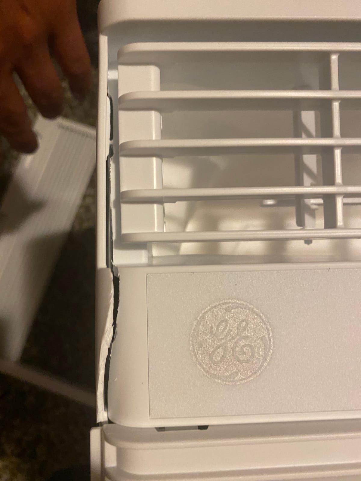 GE Window Air Conditioner 10000 BTU, Wi-Fi Enabled, Energy-Efficient Cooling for Medium Rooms, 10K BTU Window AC Unit with Easy Install Kit, Control Using Remote or Smartphone App customer photo 1