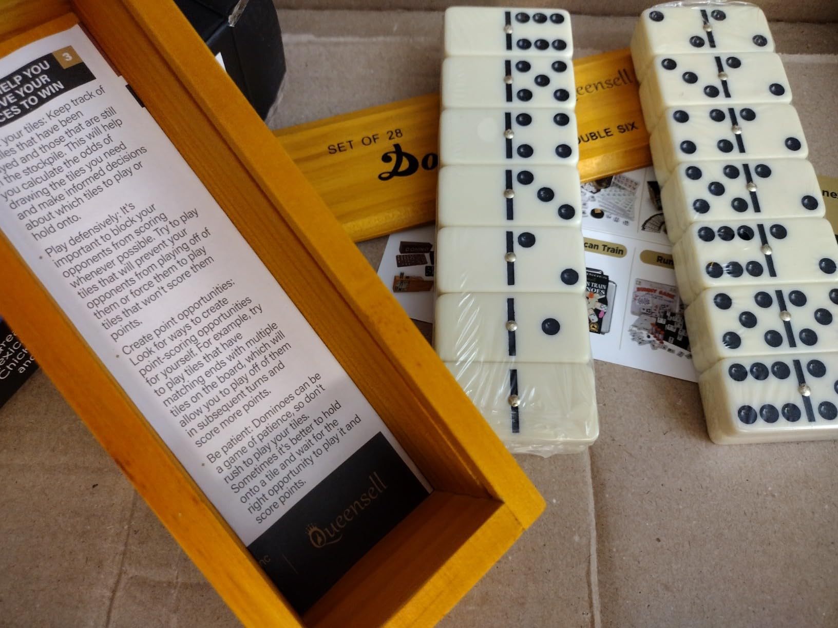 Queensell Dominos Set for Adults, Double 6 Dominoes Set with 28 Tiles in Wooden Case, Classic Dominoes, Family Board Game for Kids & Adults, Travel Game for Family Game Night, Juegos de Mesa customer photo 1
