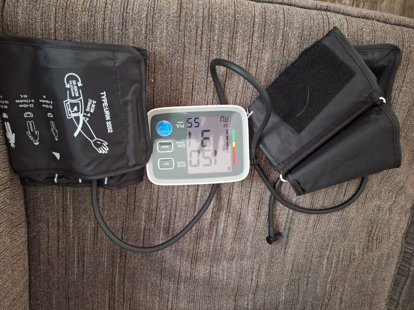 Automatic Upper Arm Blood Pressure Monitor 2 Cuff Sizes customer photo 2