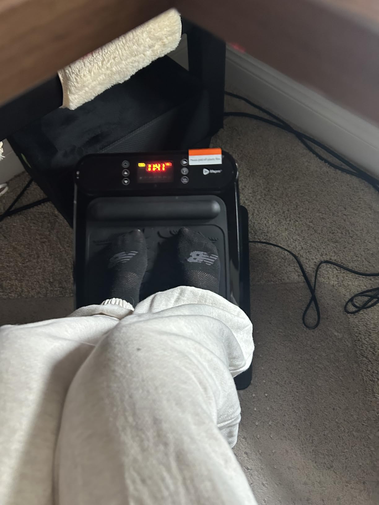 Lifepro VibraFlow Foot Massager for Neuropathy customer photo 1