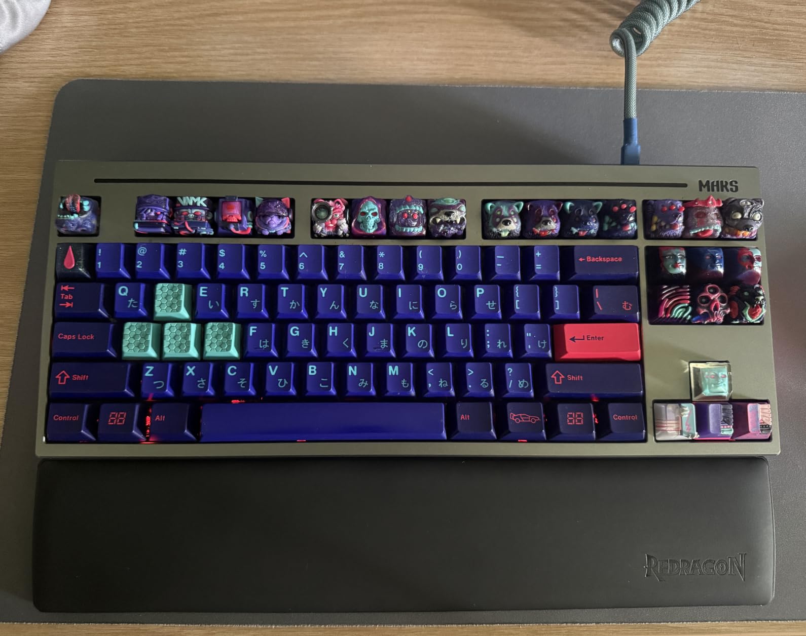 Redragon P036 Meteor M Computer Keyboard Wrist Rest Pad, Ergonomic Soft Memory Foam Wrist Support w/Anti-Slip Rubber Base, 80% 87 Keys TKL Size 14.13 x 2.87 in, 0.78 inch (20mm) Height, Black customer photo 2