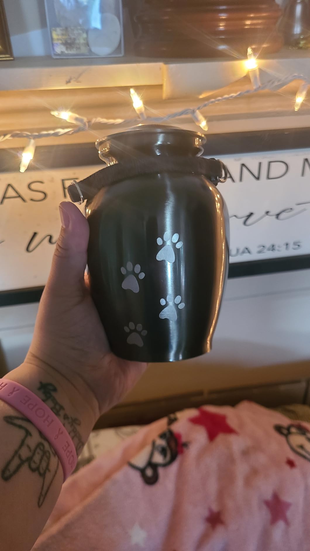 PCS Memorial Pet Cremation Urns for Dogs and Cats Ashes, Paws Engraved Pet Urn,Dog Keepsake Urns for Ashes-Small customer photo 1
