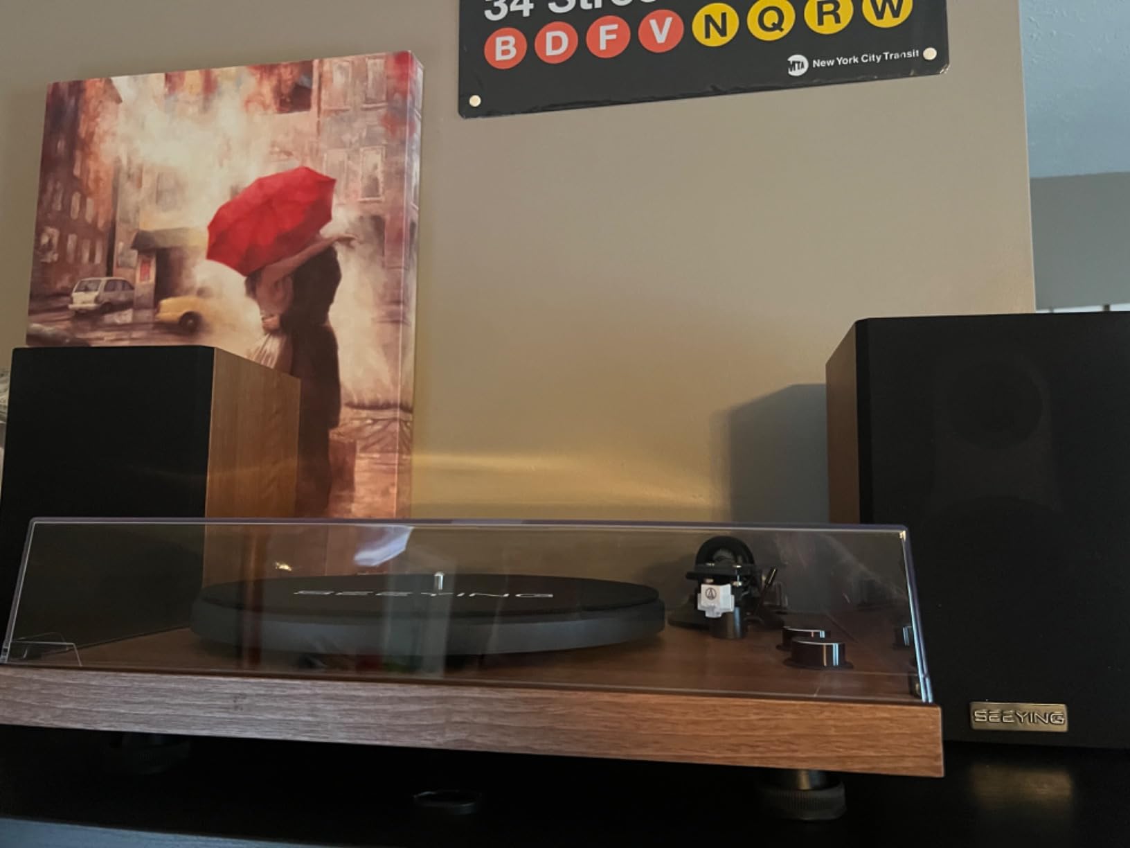 SeeYing Vinyl Record Player with 36 Watt Stereo Bookshelf Speakers customer photo 1