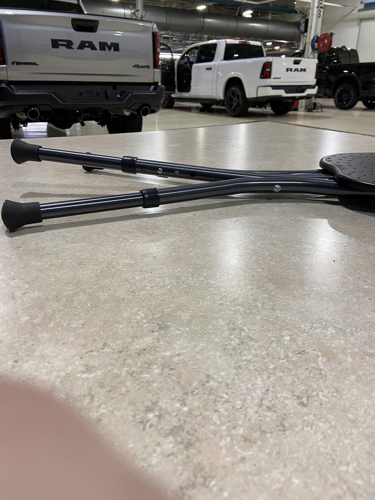 Yayayo Hold 440 lbs Folding Canes with Seat Walking Stick Height Adjustment Cane Seat Capacity Frosted Handle with Magnetic Therapy Stone Crutches Stool customer photo 1
