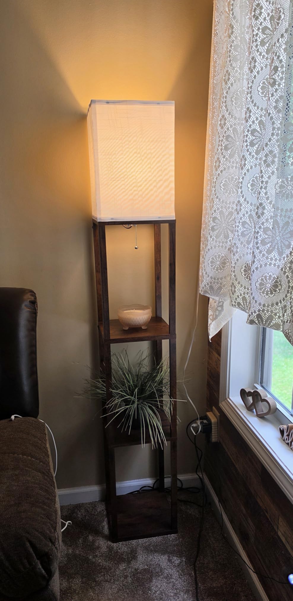 RUNTOP Floor Lamp with Shelves, Modern Shelf Lamp for Display Storage, 3 Color Temperature Wood Narrow Standing Corner Lamp with 8W Bulb for Living Room Decor, Bedroom, Office, Home Decor (Brown) customer photo 2