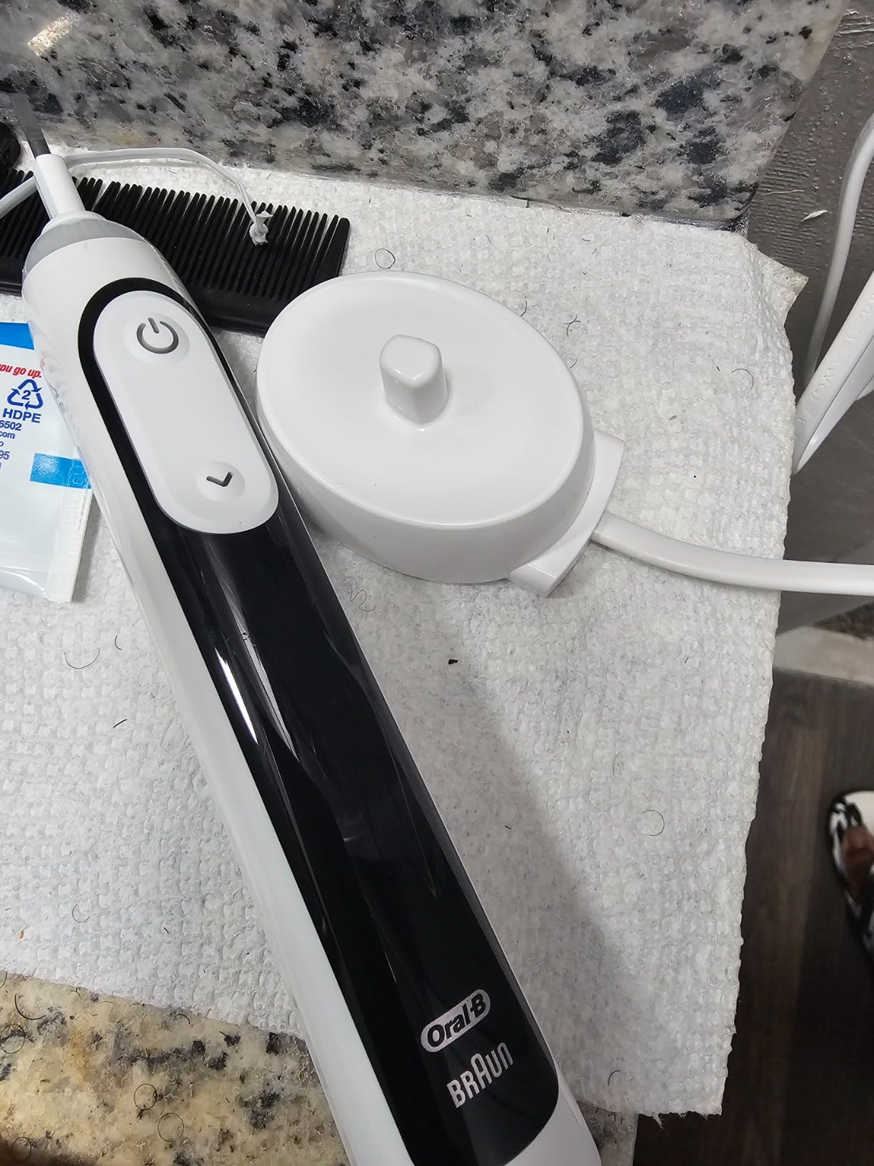 Philips Sonicare 4100 Rechargeable Electric Toothbrush, 1 Brush Head, White customer photo 1