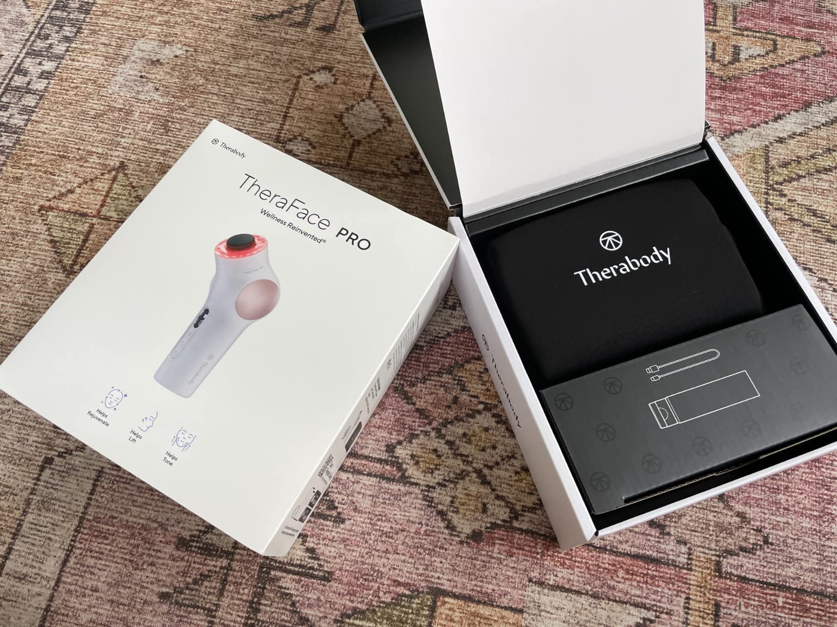 TheraFace Therabody TheraFace PRO - Microcurrent Facial Device, 8-in-1 Compact Face Massager&Facial Sculpting Tool with Light Therapy for Skin Tightening, Anti Wrinkle, Anti Aging & Skin Care (White) customer photo 1