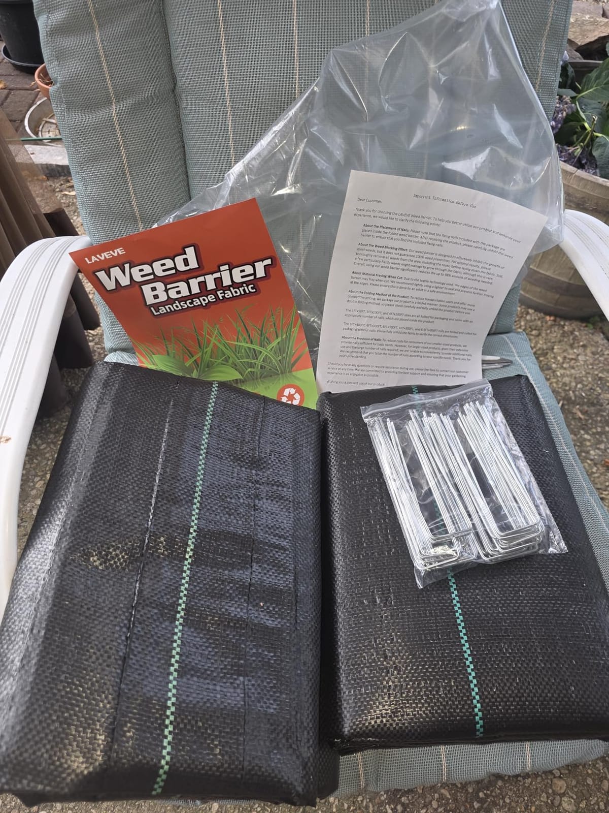 LAVEVE Heavy Duty Weed Barrier Landscape Fabric 4FT x 100FT customer photo 1