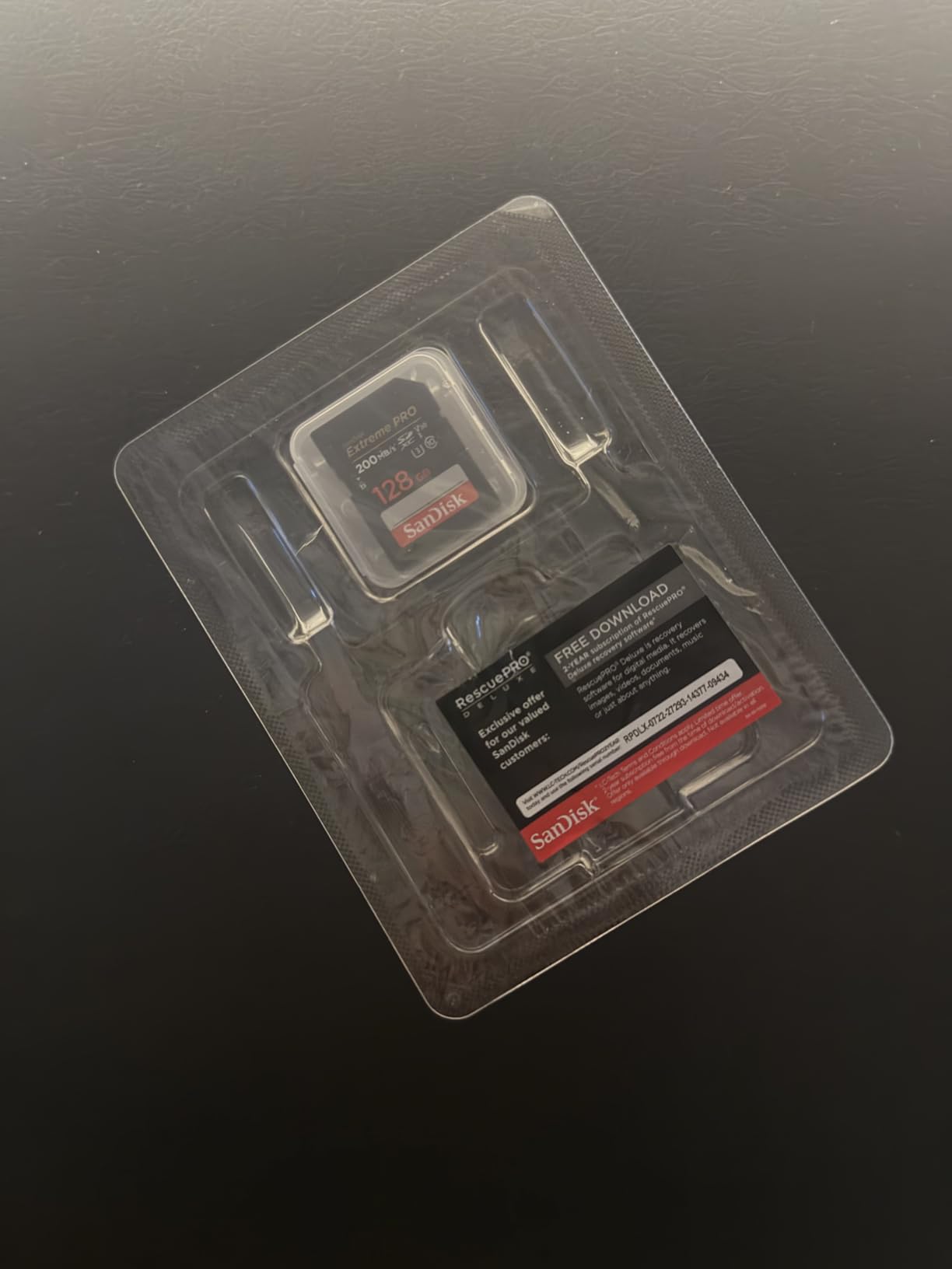 SanDisk 256GB Extreme PRO SD Memory Card, Up to 200MB/s Read, UHS-I, V30, U3, C10, 4K UHD customer photo 1