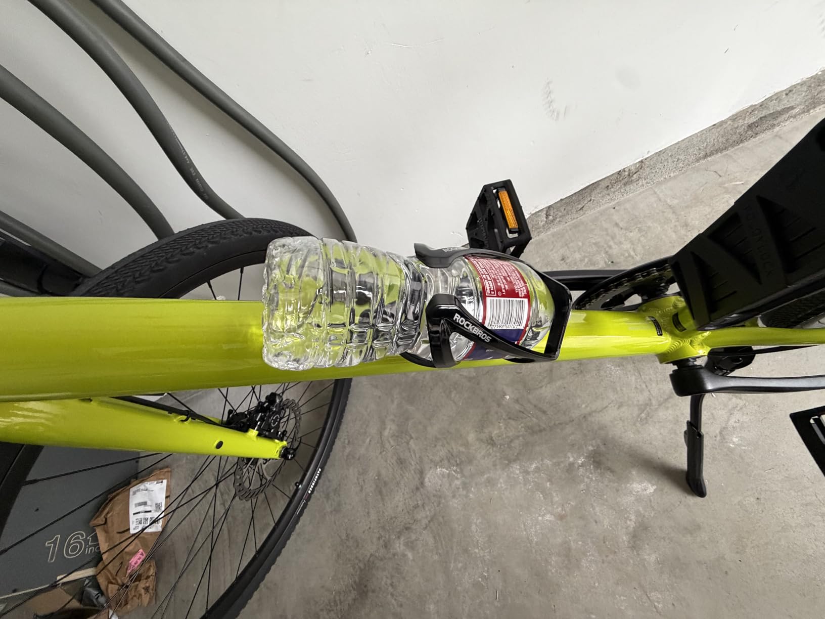 ROCKBROS Bike Water Bottle Holder Ultralight Bottle Cages with Screws Tool customer photo 1