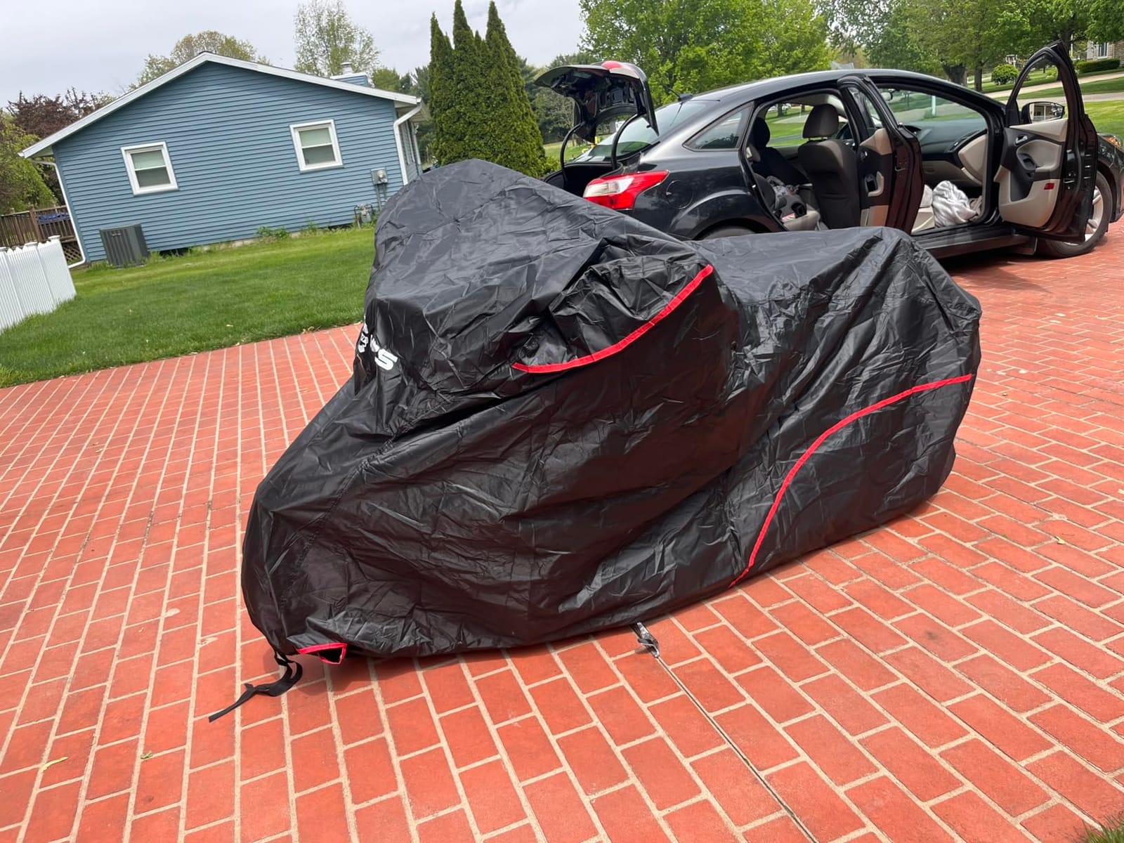 MZS Mobility Scooter Cover, 420D Waterproof Outdoor Protection Electric Scooter Storage Cover Accessories fit up to 48 inch 3 or 4 Wheel Scooters - Vents Night Reflective Buckle Lock-Holes Bag customer photo 2