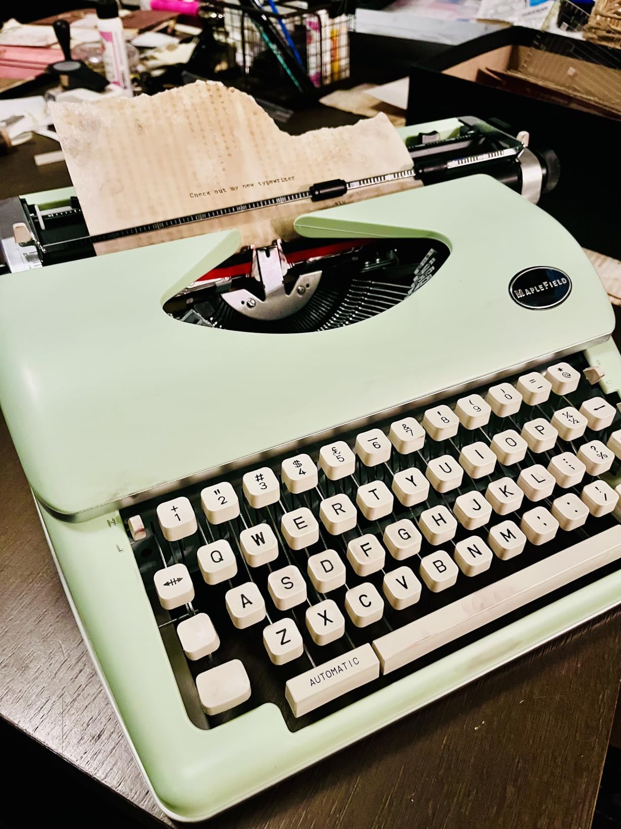 Maplefield Vintage Manual Typewriter - Tactile Typewriter Keyboard - Blue Accent for Office Desk Decor - Portable Typing Machine - Blue customer photo 2