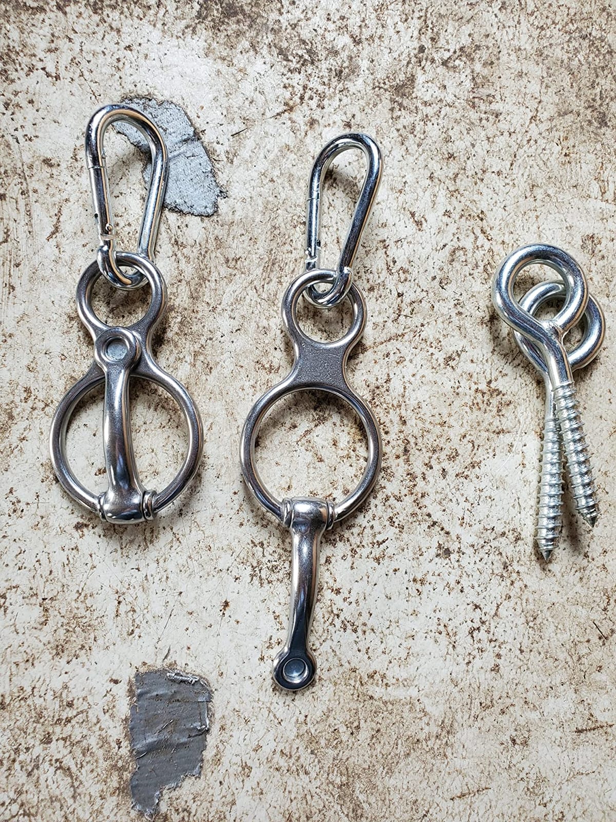 Martx Blocker Tie Ring for Horses, Stainless Steel Tack Accessories | Horse Tie Ring: Prevents Horses from Pulling Back. Sturdy Horse Tack Ideal for Barn Environments, Trailers & Cross Ties customer photo 2