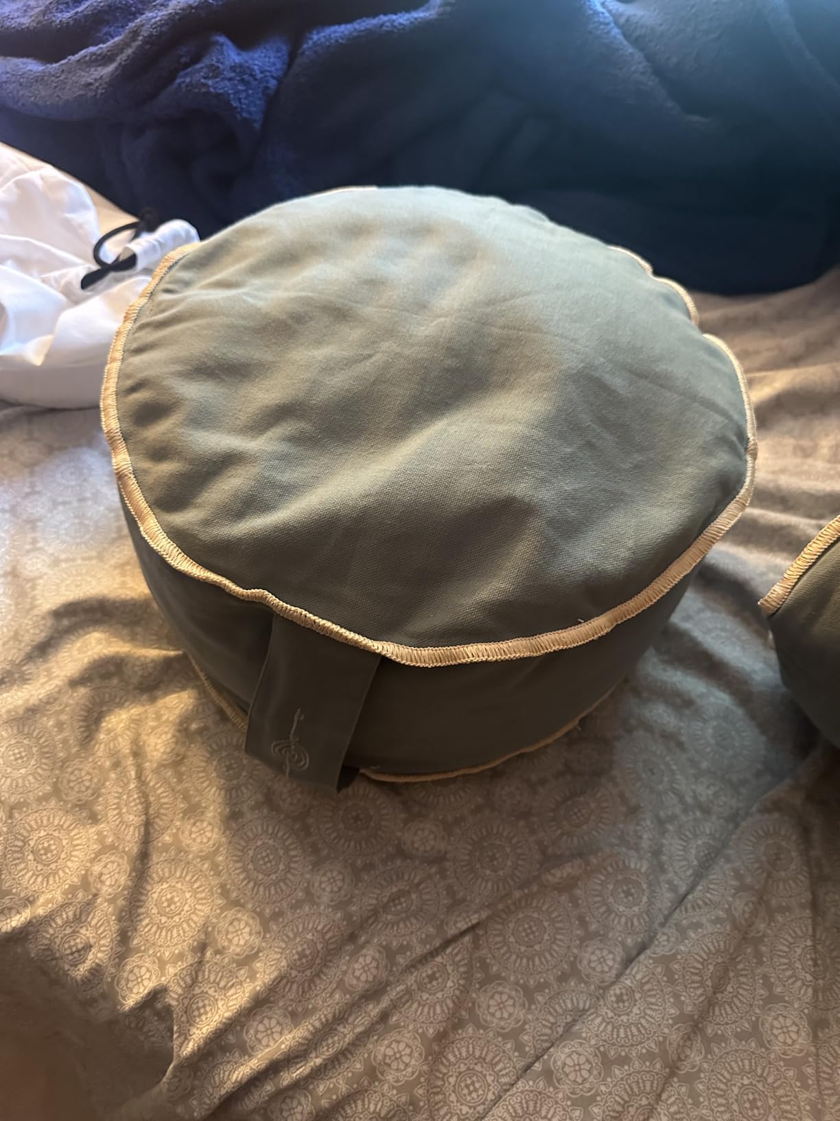 renoo Meditation Cushion Set - Zafu Meditation Pillow and Zabuton Floor Cushion - Adjustable Organic Buckwheat and Cotton Fill - GOTS Certified Cotton Washable Covers - 30x30x10 - Multiple Colors customer photo 1