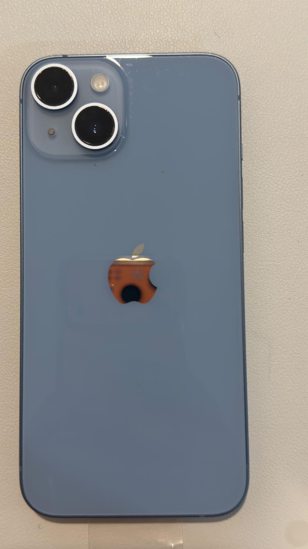 Apple iPhone 14, 128GB, Starlight - Unlocked (Renewed) customer photo 1