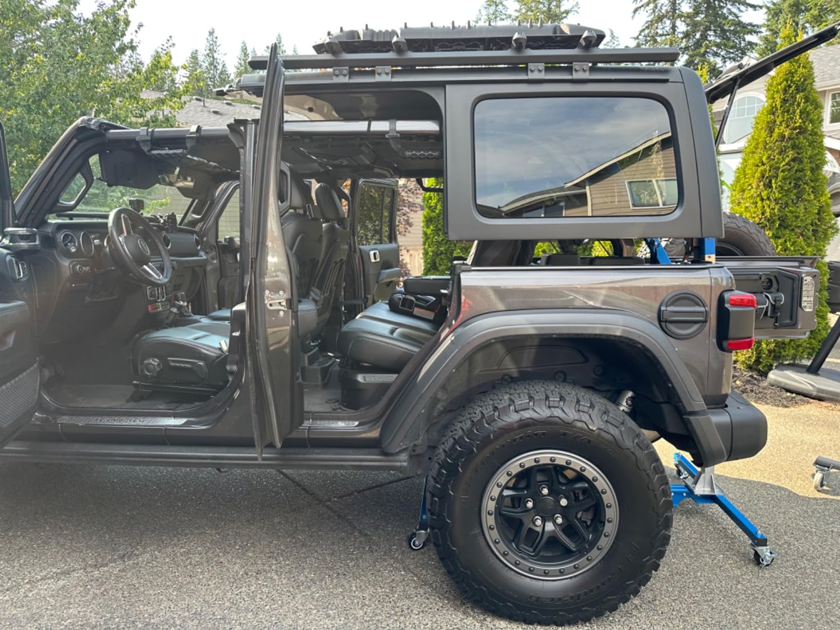 EZLIFT Hard Top Remover Lift for Jeep Wrangler TJ JK JKU JL JLU LJ & Ford Bronco 4-Door Only, One-Person Removal System, Remove Hardtop in Minutes, Secure Patented Design customer photo 2