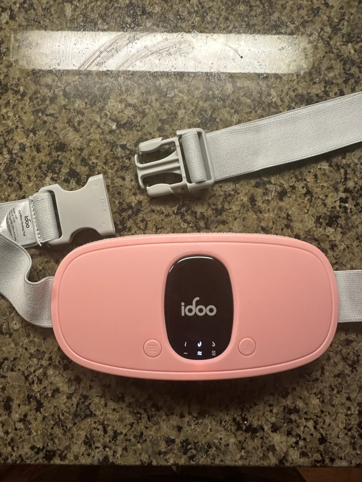iDOO Cordless Heating Pad for Menstrual Cramps, Lightweight & Portable customer photo 1