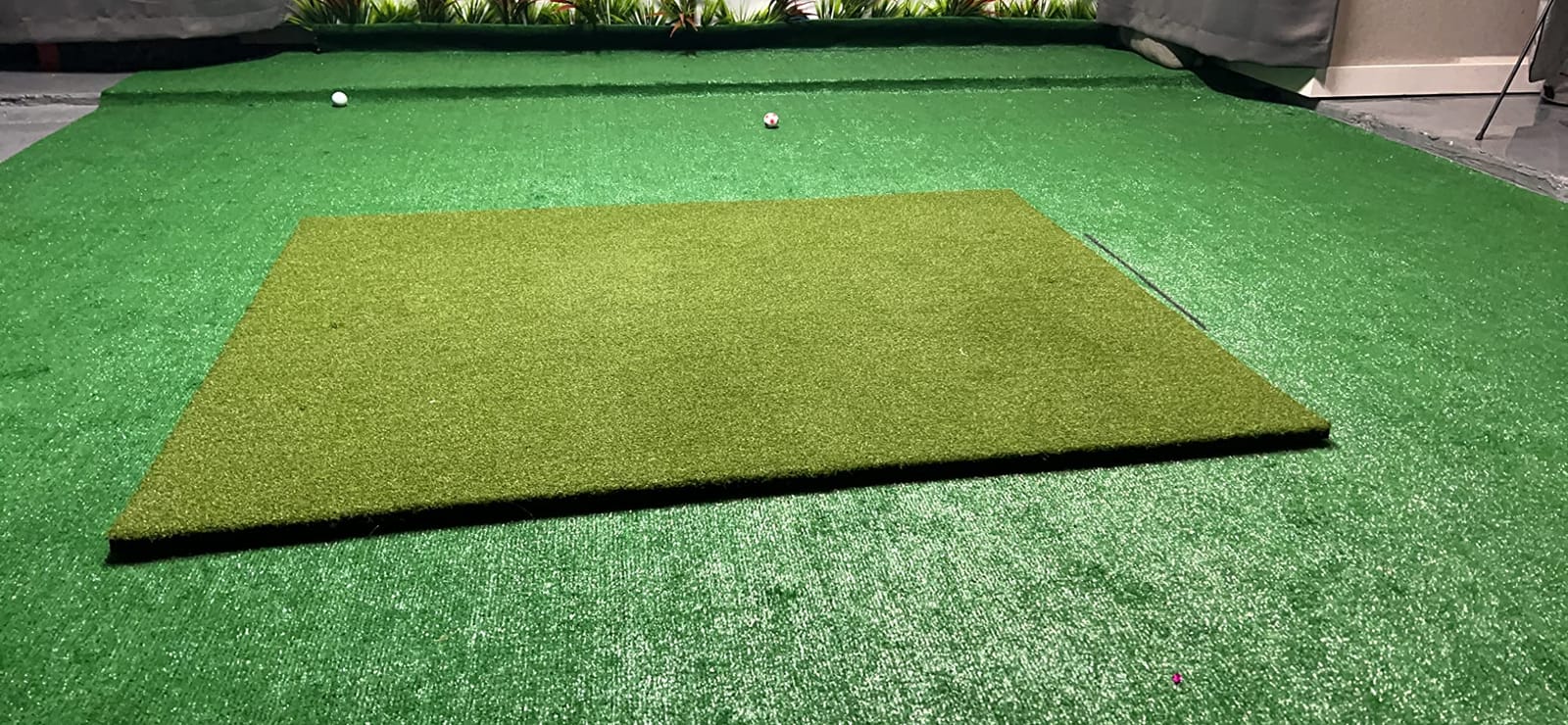 Golfguru Golf Mat, 5x4ft/5x5ft Dense Elite Golf Hitting Mats Practice with 10 Balls, 9 Tees, Heavy Duty Artificial Hitting Training Mat for Backyard Driving Chipping Indoor Outdoor Simulators customer photo 2