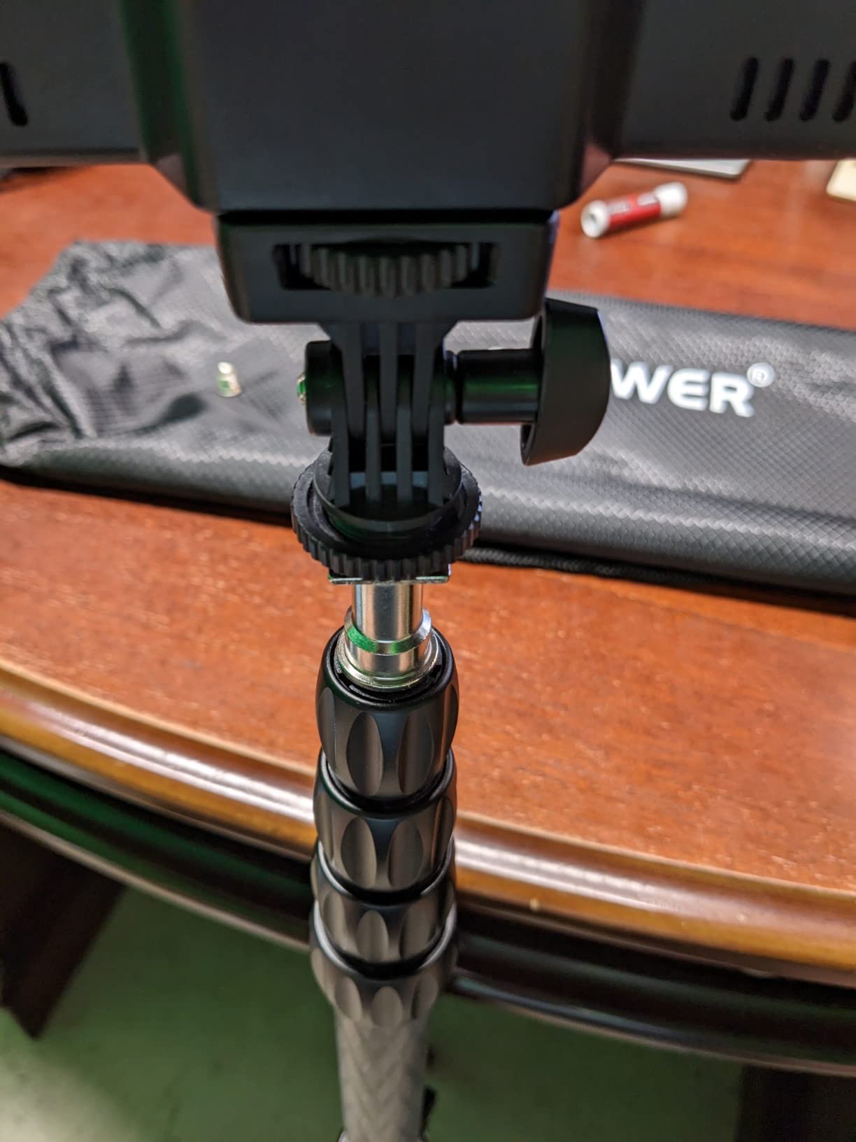 NEEWER Light Stand Carbon Fiber with 180° Reversible Legs, 1/4