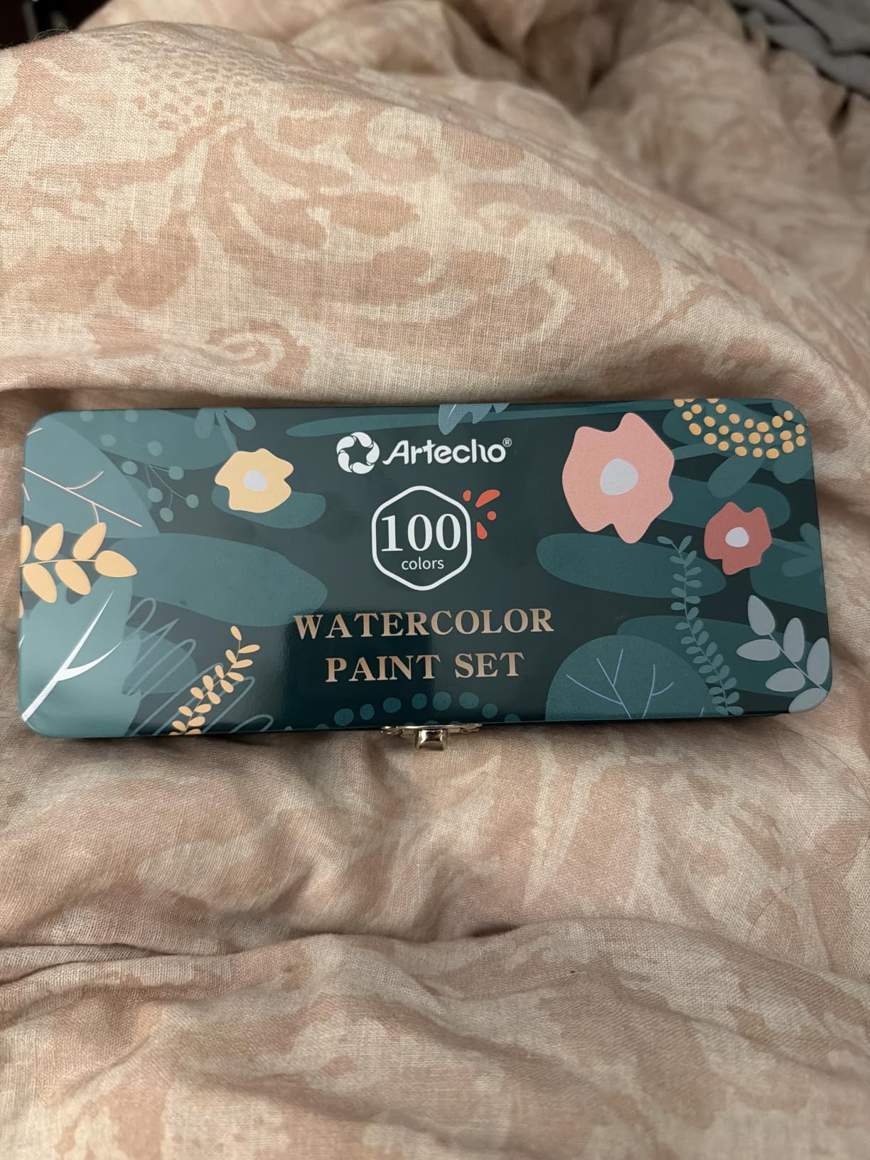 Artecho 50-Color Watercolor Paint Set, Compact Travel Tin Case | 50 Colors: 46 Classic & 4 Fluorescent; 2 Brushes and 10 Watercolor Sheets for Beginners, Gifting and Travel Painting customer photo 1