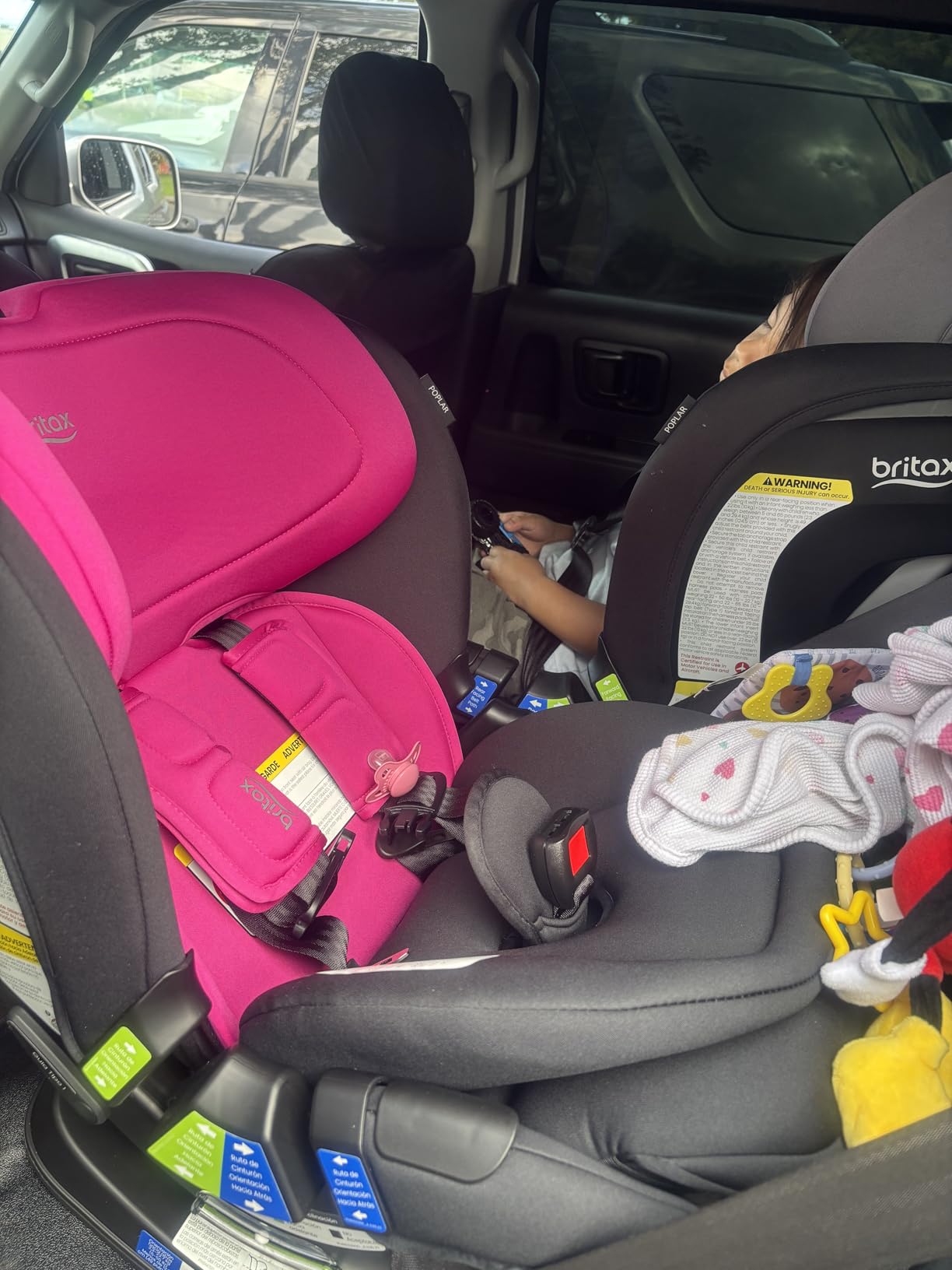 Britax Poplar Convertible Car Seat, 2-in-1 Car Seat with Slim 17-Inch Design, ClickTight Technology, Glacier Graphite customer photo 1