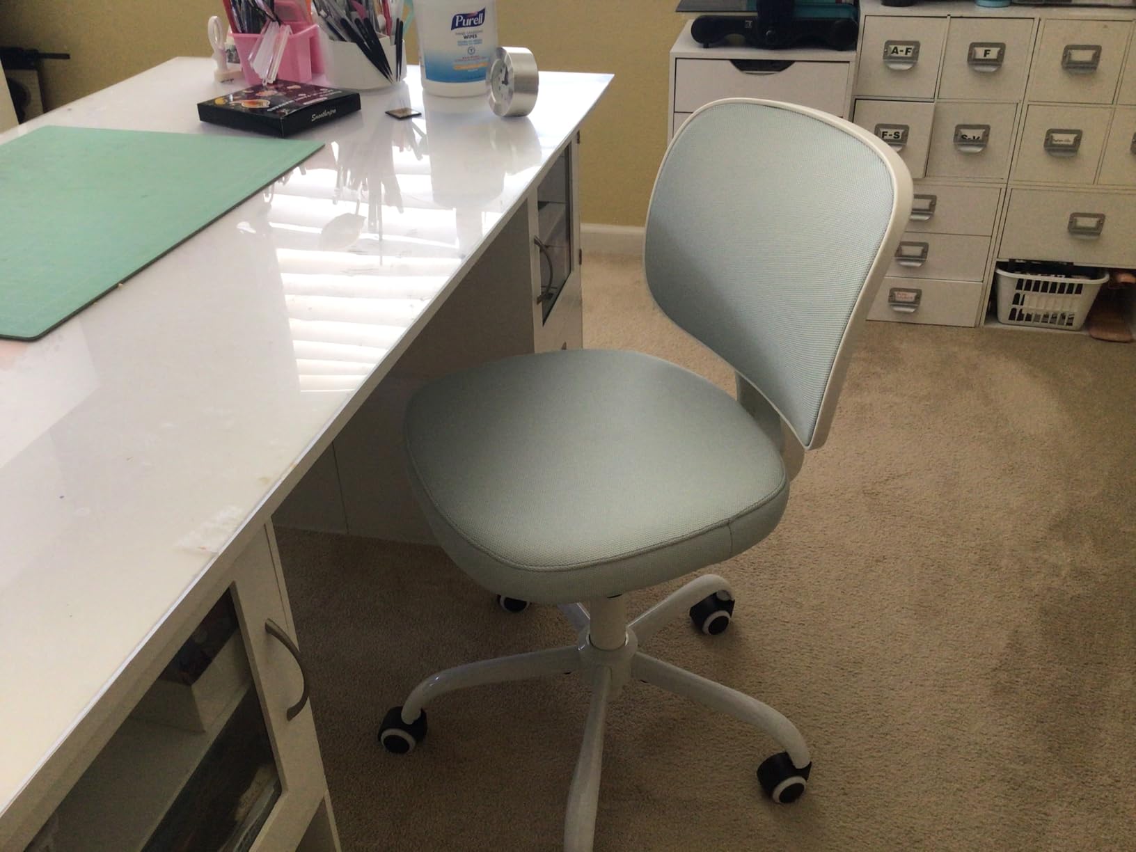 Primy Kids Desk Chair, Pink Study Chair for Boys Girls with Height Adjustable, Swivel Mesh Task Student Chairs for 4-12, Growing Teen Office Chair for Home/School/Office (Pink) customer photo 2