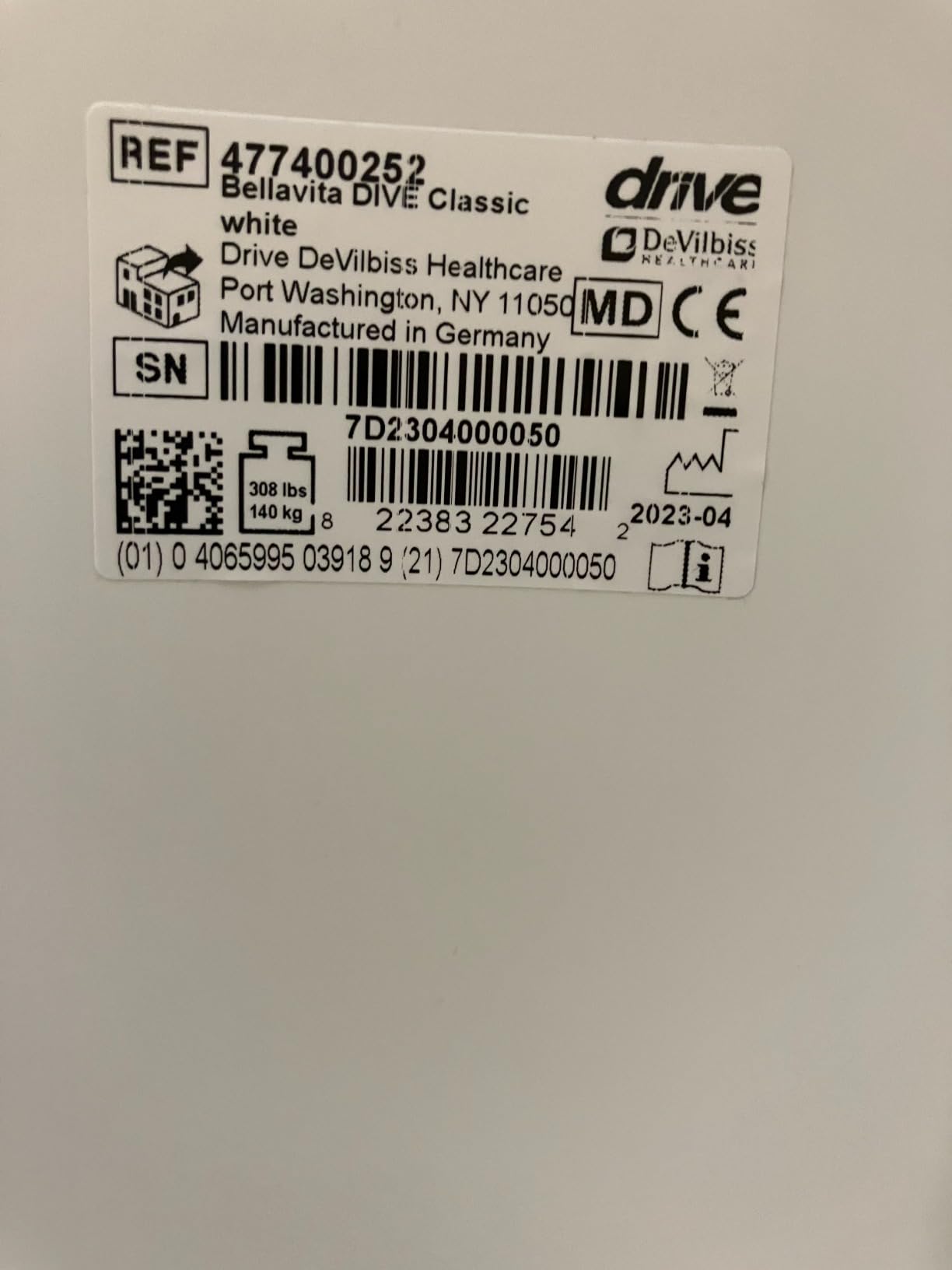 Drive Medical Bellavita Dive Reclining Electric Bath Lift Chair, White customer photo 2