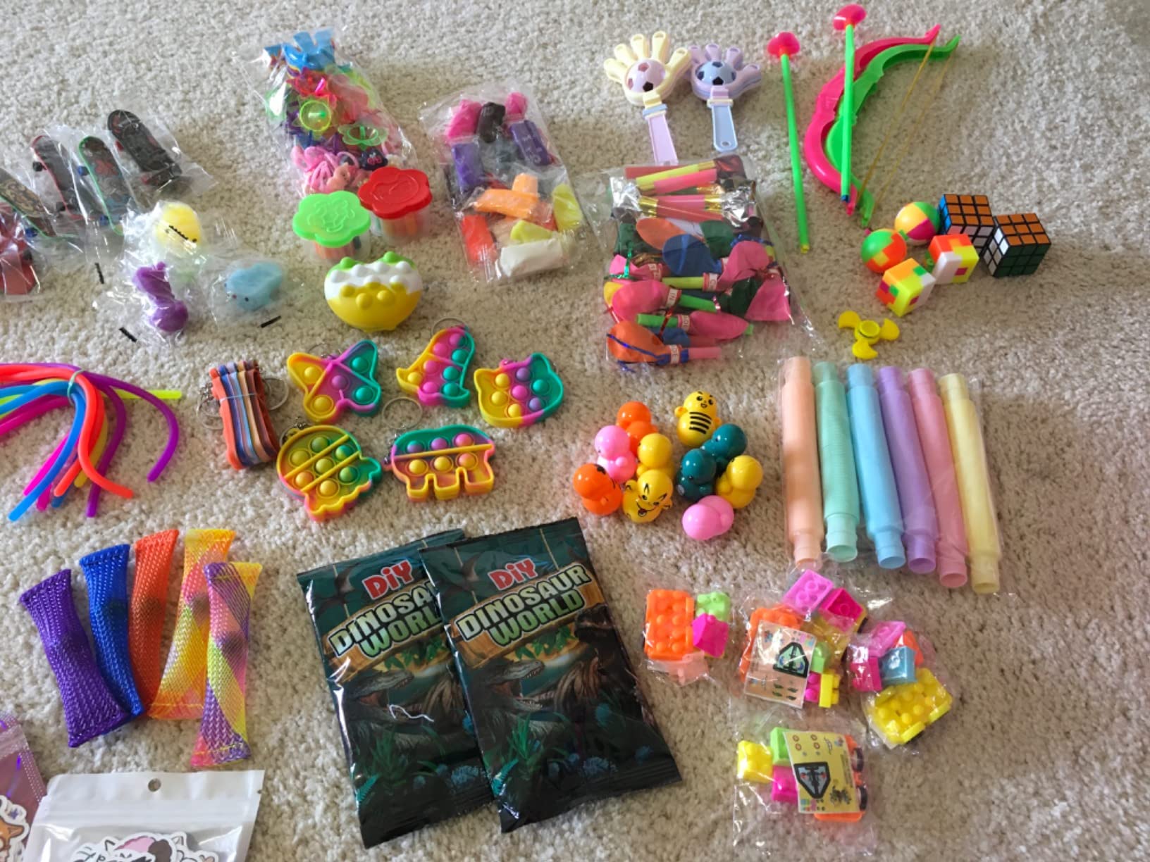 498 PCS Premium Party Favors Toys for Kids 3-10 Assortment Safety Approved | Party Toys, Goody Bag Fillers, Classroom Prizes, Treasure Box, Birthday Gift Toy, Pinata Stuffers, Carnival Prizes for Boys Girls customer photo 1