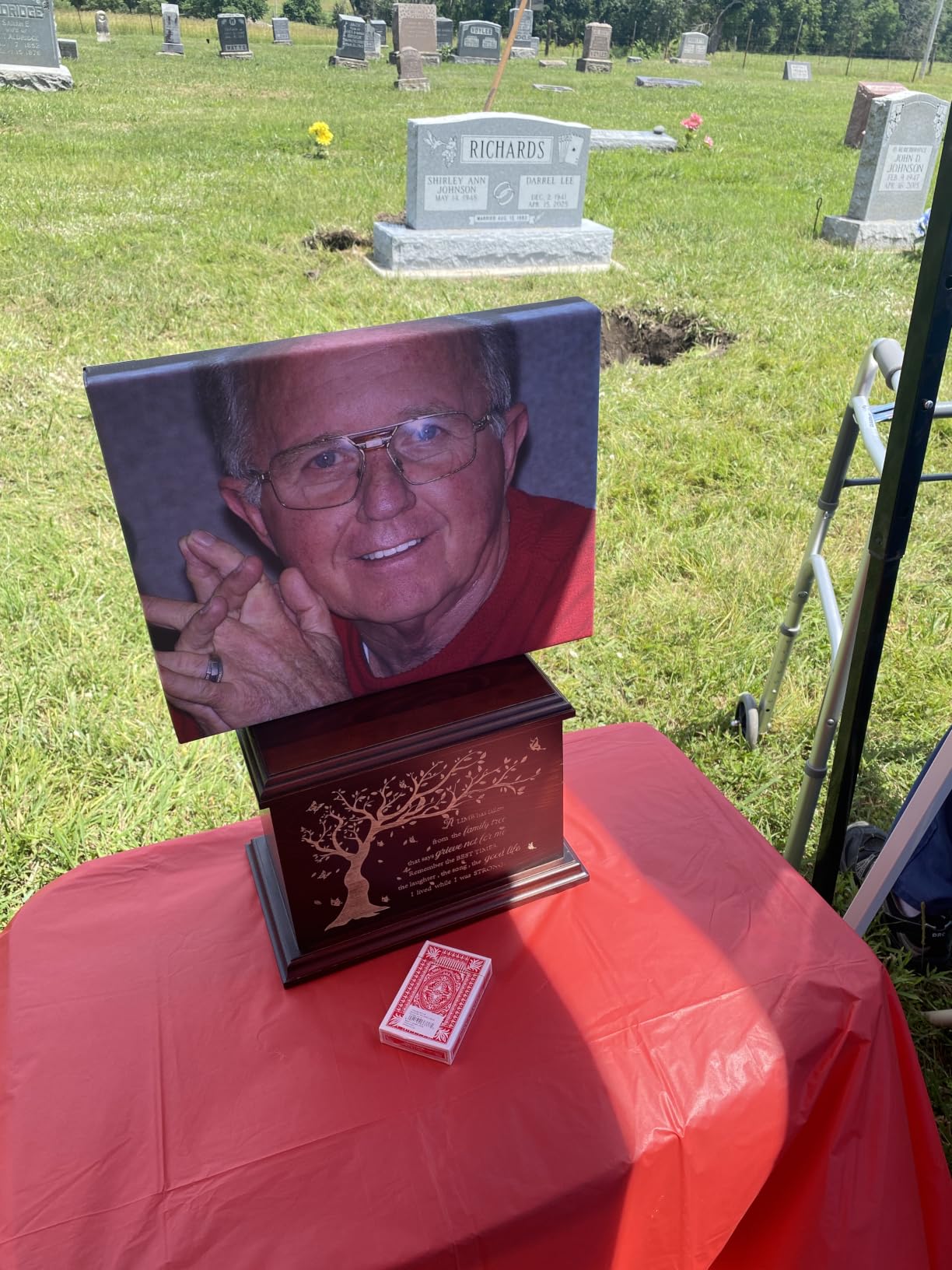 DGDCDV Cremation Urns for Human Ashes Adult Up to 270 LBS customer photo 1