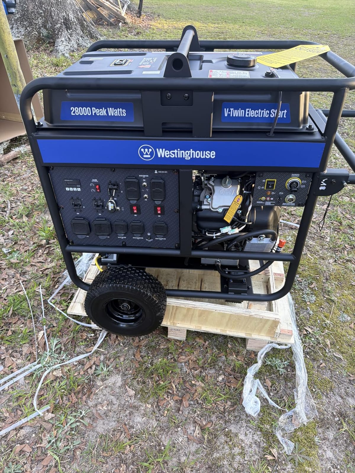 Westinghouse 28000 Peak Watt Home Backup Portable Generator, Remote Electric Start with Auto Choke, Transfer Switch Ready 30A & 50A Outlets, Gas Powered, CO Sensor,Blue customer photo 1