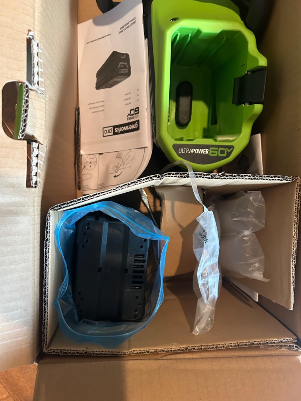Greenworks 60V 16 in Cordless Electric Chainsaw, 2.5 Ah Battery and Charger customer photo 2