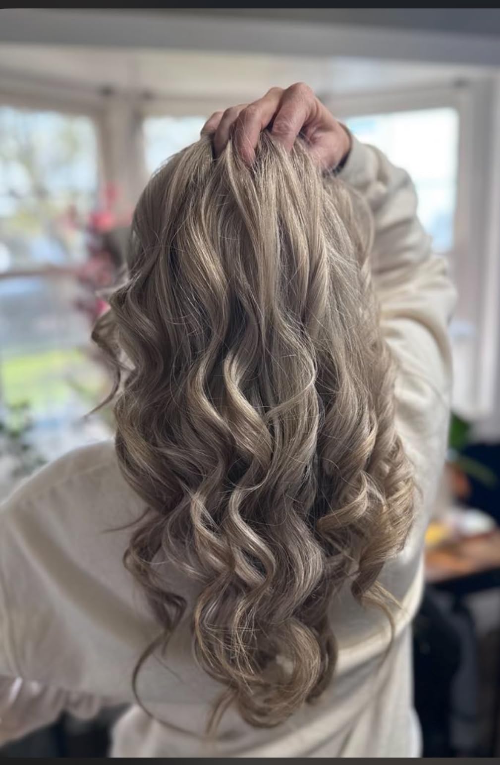 The Beachwaver Co. Rotating Curling Iron Ceramic Curling Iron - Largest Barrel Size for Long Hair! | Auto-Shut Off, Travel-Friendly, Dual Voltage customer photo 2
