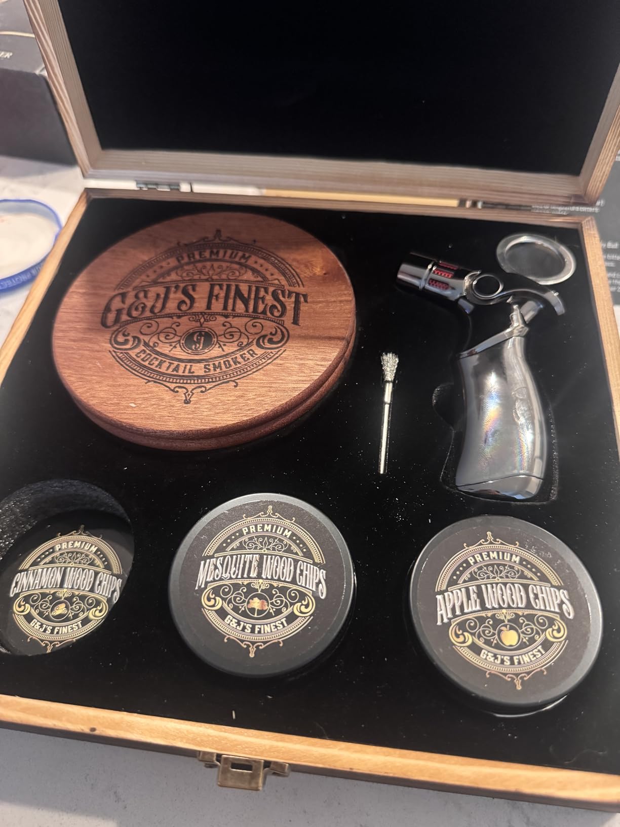 Mahogany Whiskey Smoker Kit with Quad Torch & Wood Box for Smoked Old Fashioned, Bourbon & Cocktail Drinks – 6 Chips, & Gift Set Infuser for Men, Husband, Boyfriend by G&J's Finest customer photo 1