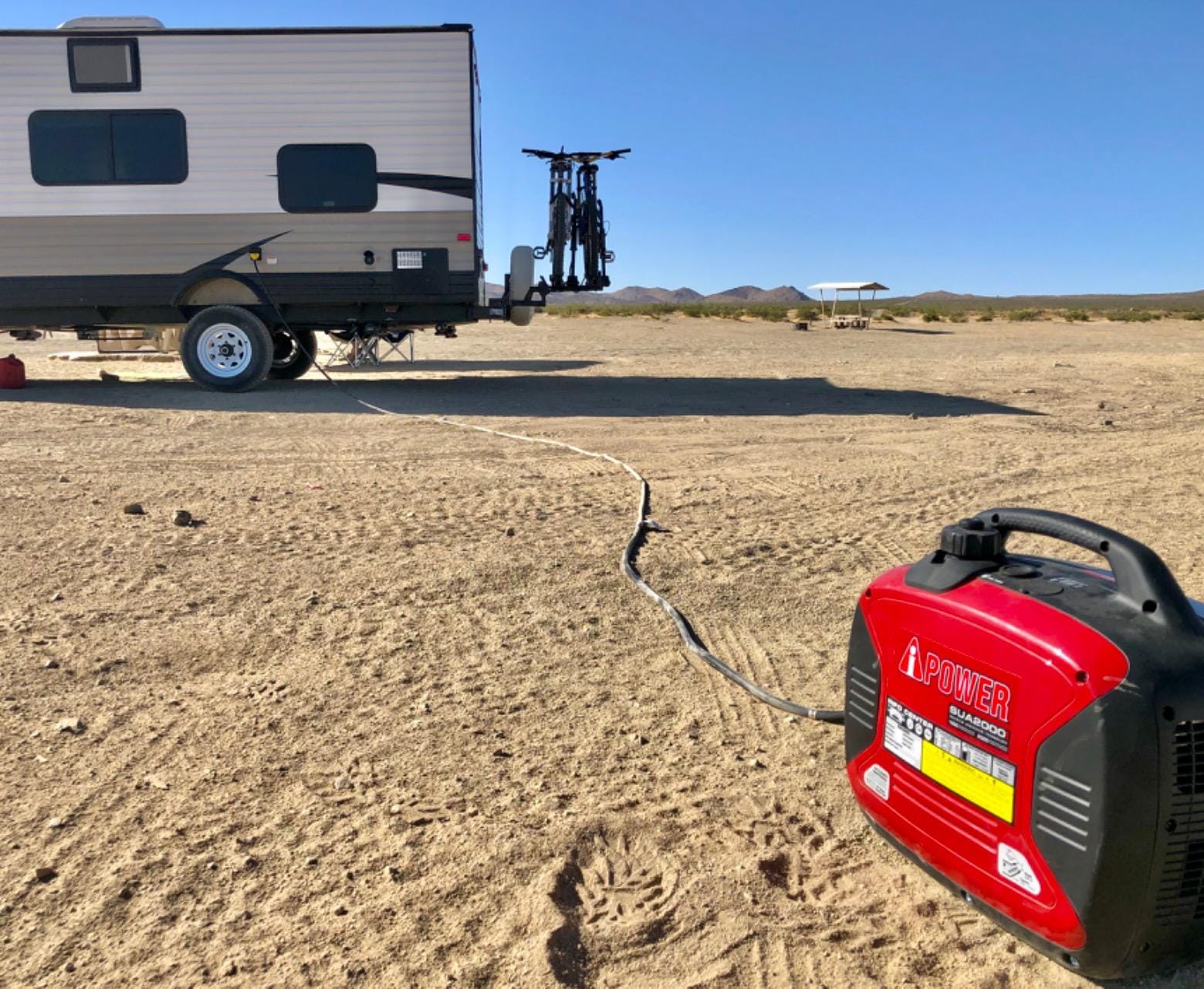 A-iPower 7600W Gas Propane Inverter Generator, Electric Start RV Ready customer photo 1