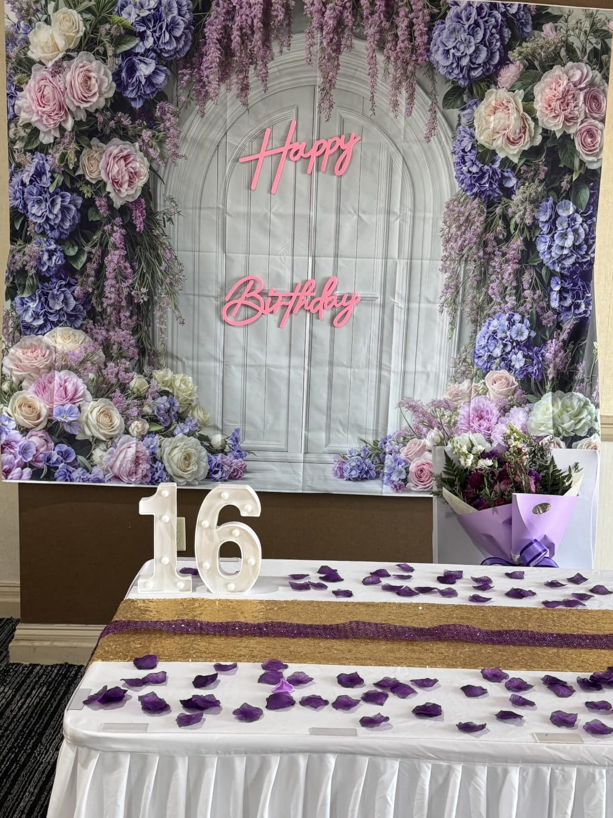 7x5ft Pink Rose Floral Flower Wall Backdrop Girls Wedding Birthday Bridal Shower Kids Portrait Background Photoshoot Cake Table Tea Party Photoshoot Decorations Photo Studio Props customer photo 1